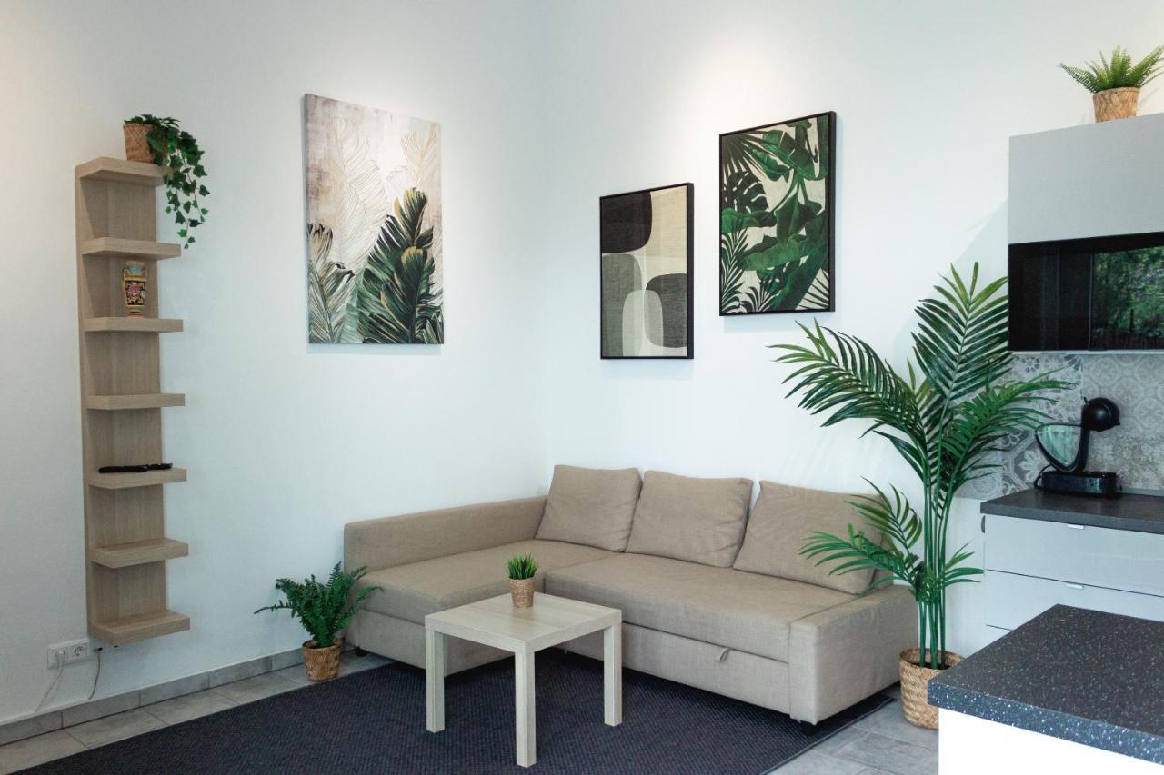 S18 "Garden In The City" Apartment Budapest Exterior photo