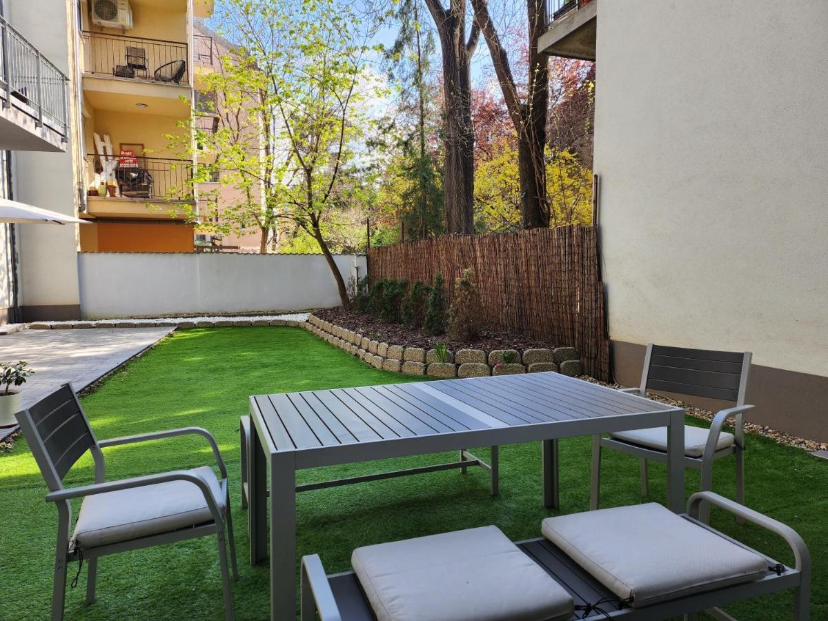 S18 "Garden In The City" Apartment Budapest Exterior photo
